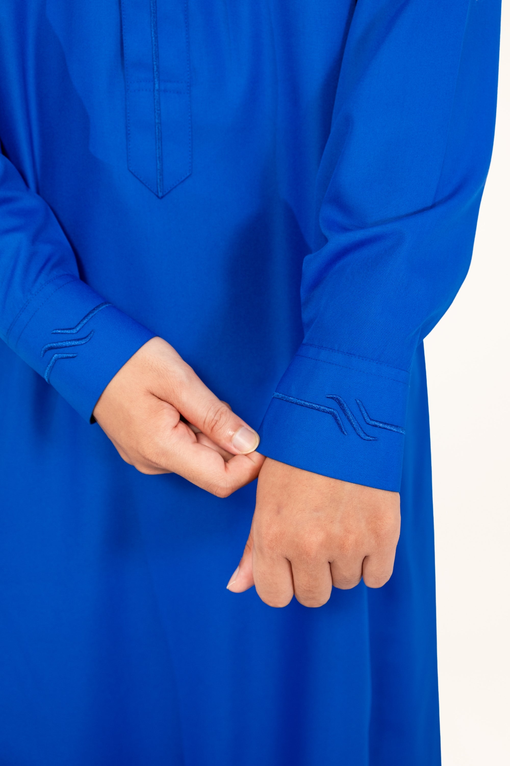 Qatari Bright Blue Thobe