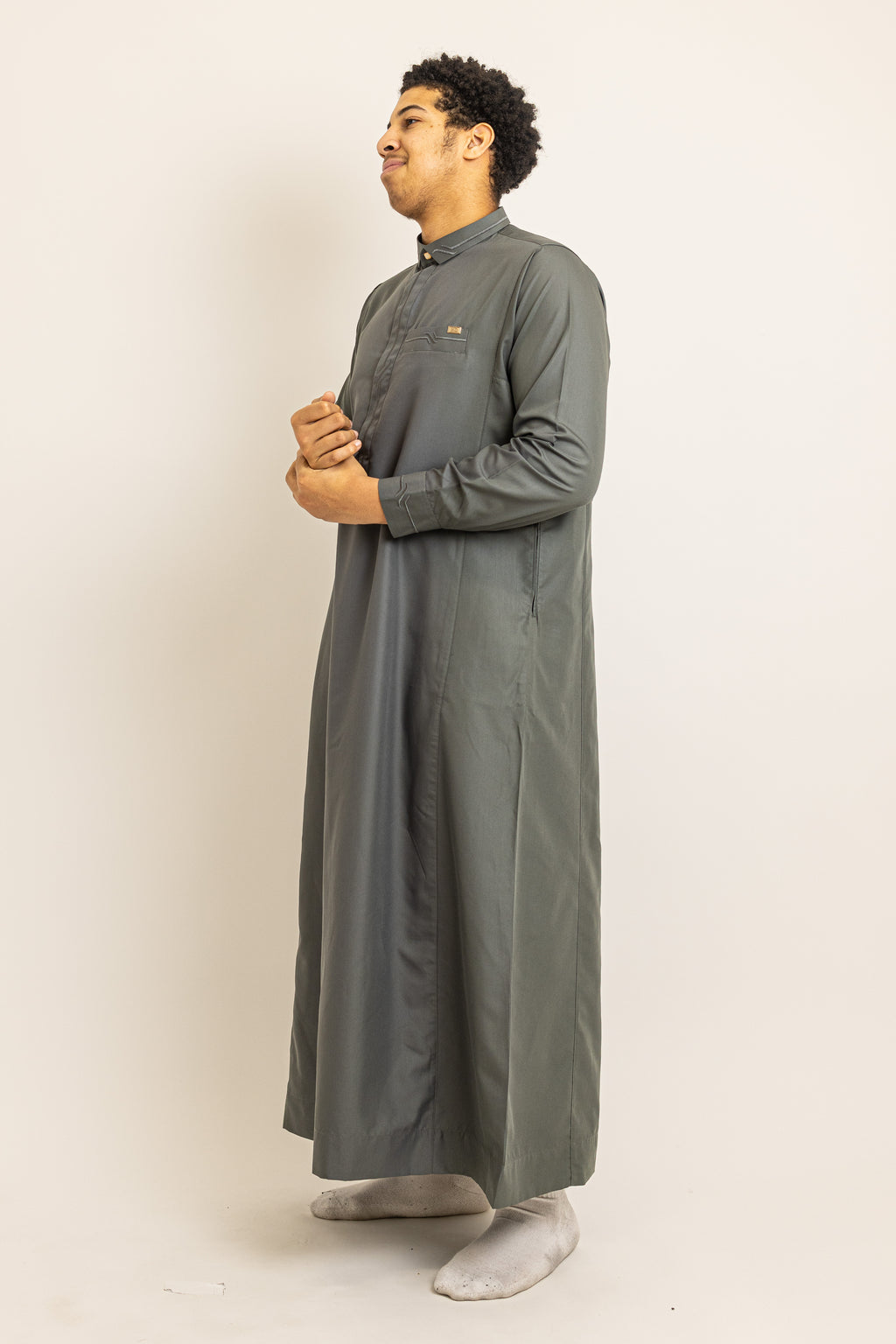 Qatari Dark Grey Thobe