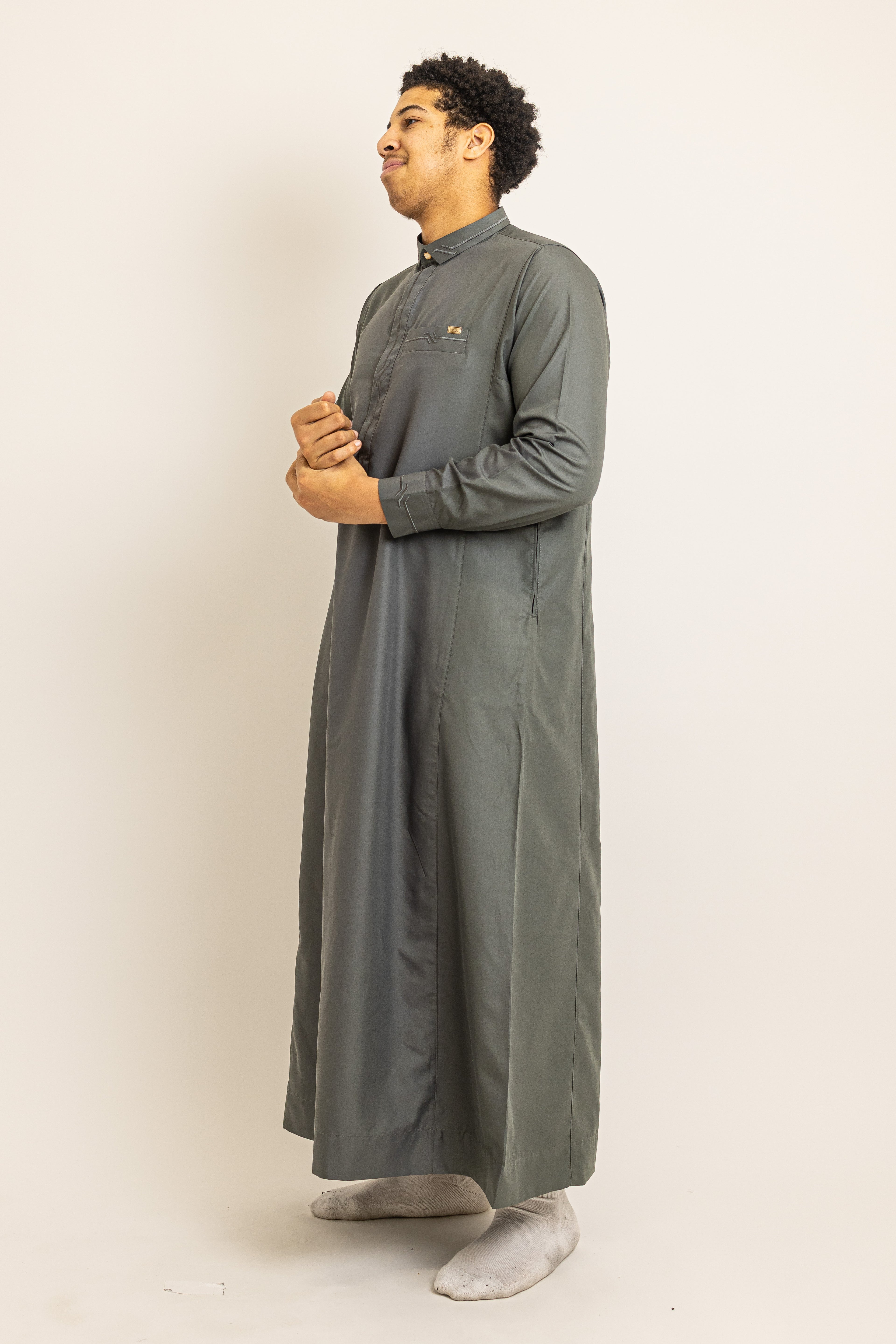 Qatari Dark Grey Thobe