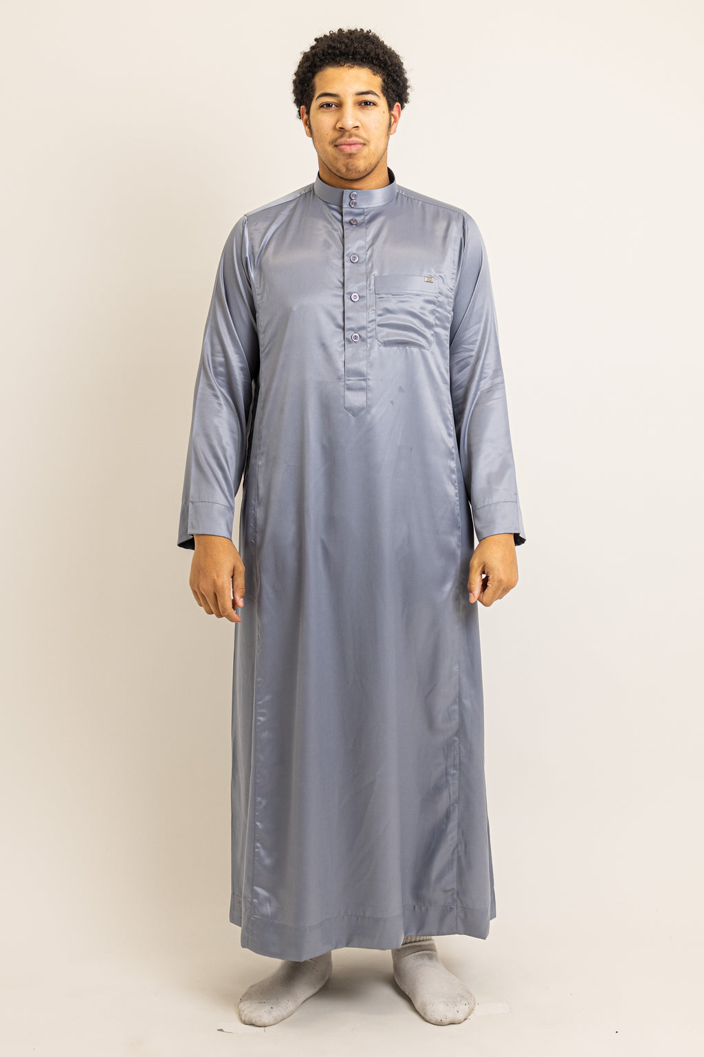 Kuwaiti Grey Thobe