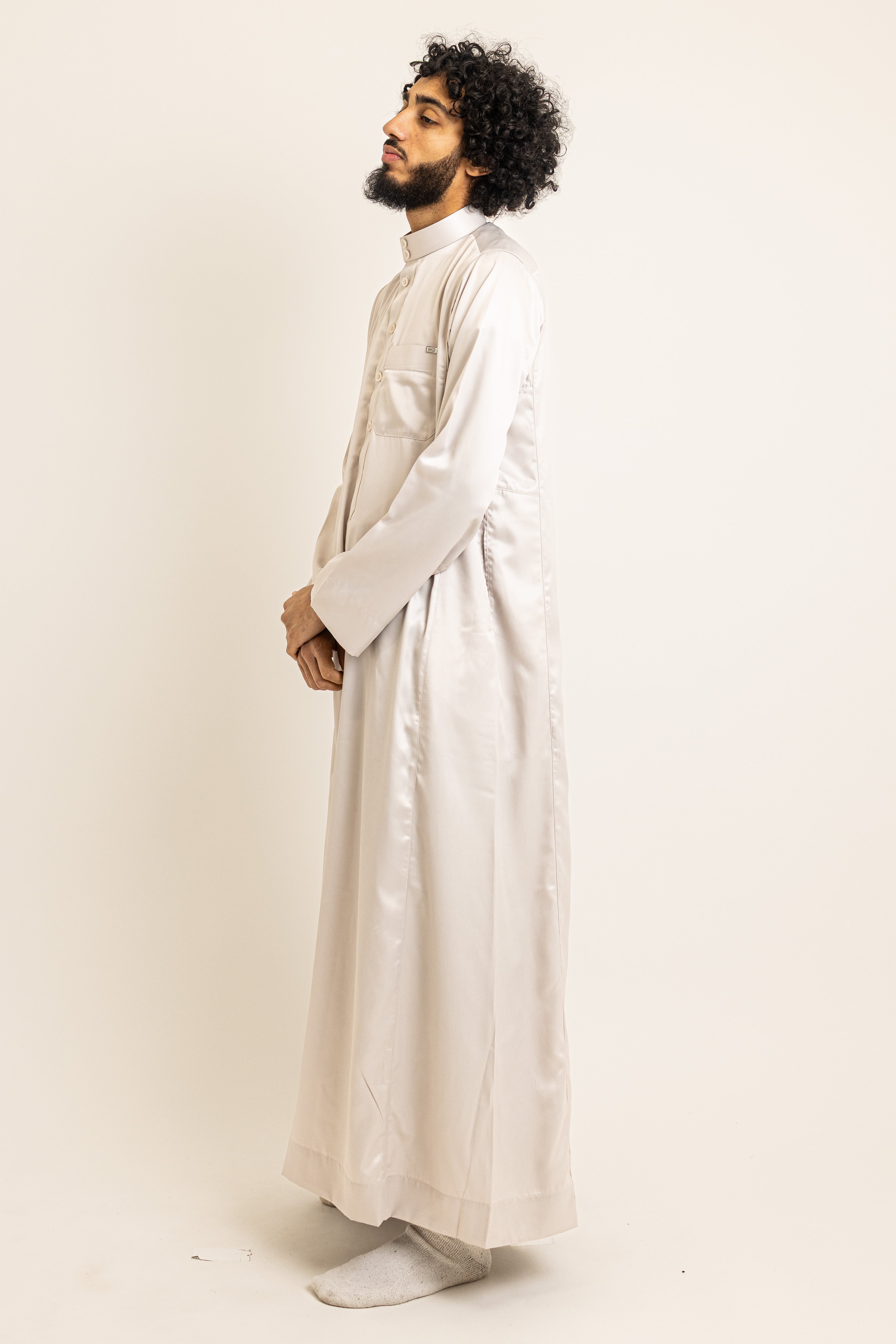 Kuwaiti Light Cream Thobe