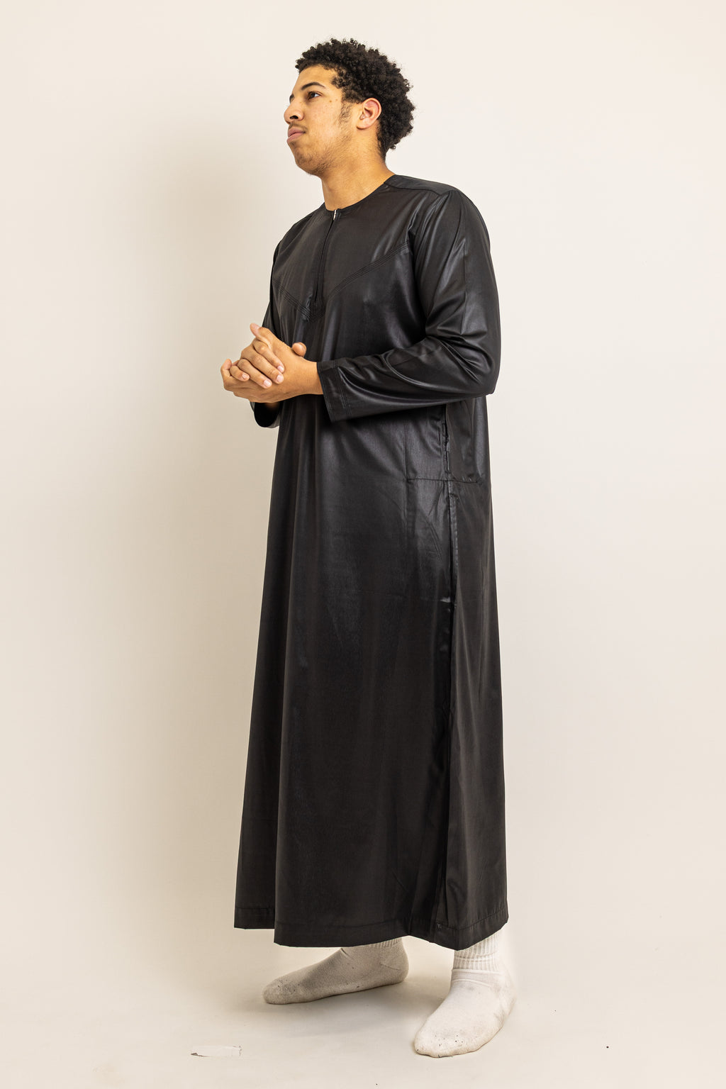 Emirati Black Thobe