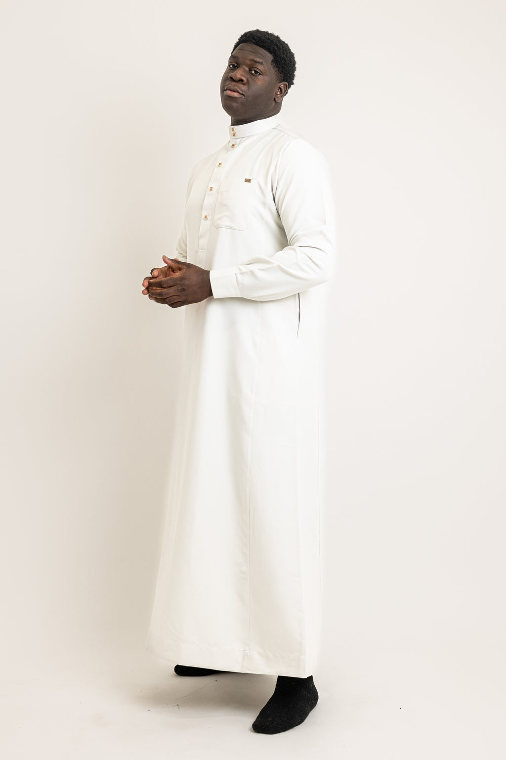 Saudi Light Cream Thobe