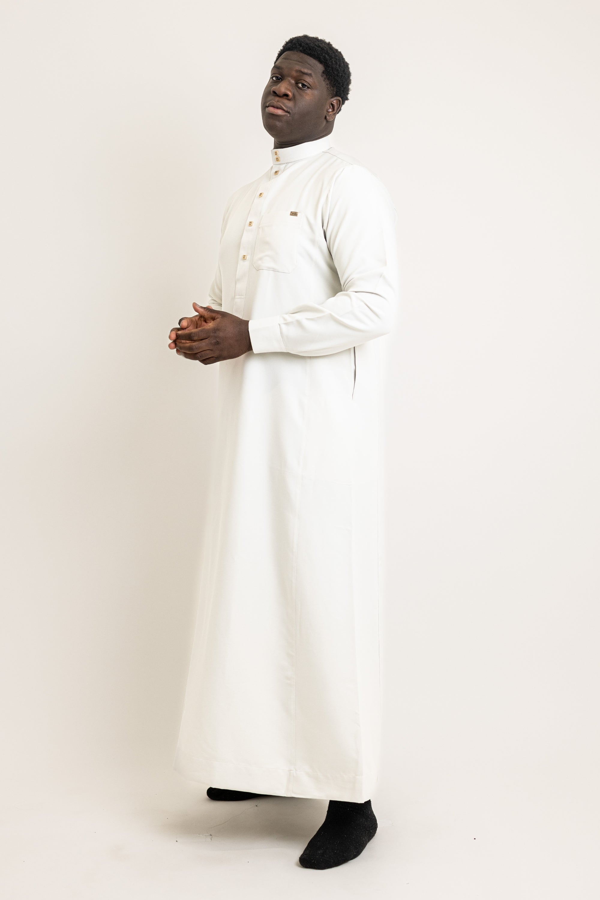 Saudi Light Cream Thobe