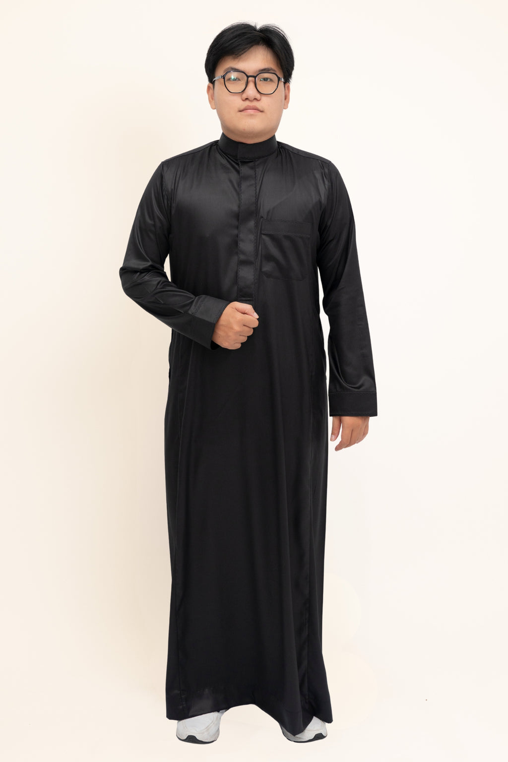 Kuwaiti Black Thobe